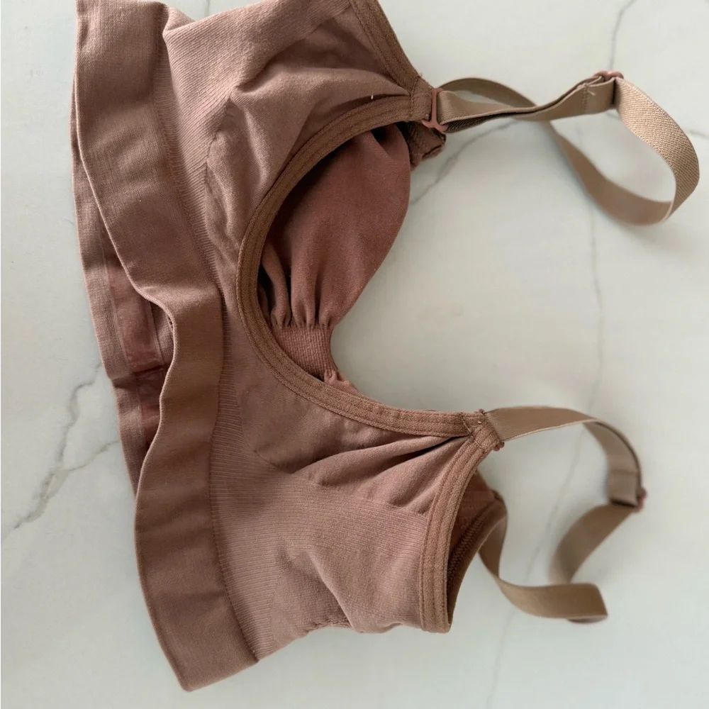 SKIMS Seamless Sculpt Bralette Sienna Nude Tan Size S - Picture 3 of 3